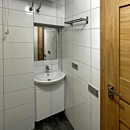 Apartment Artist